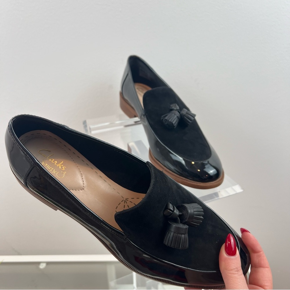 NWOT Clarks Somerset Taylor Spring Black Patent Leather Loafers w/ Tassels 9.5 M